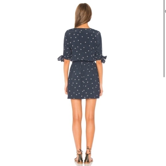 Faithful the brand Oslo wrap dress Estella floral print sleeve ties bow - Picture 5 of 16